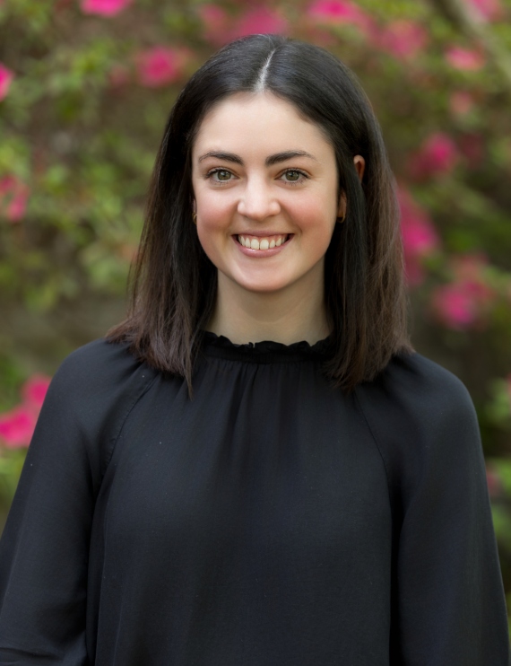 Bio Image Anna Malone